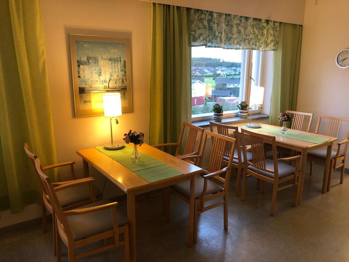 Budget Hotel Easystay Borgå Exteriör bild