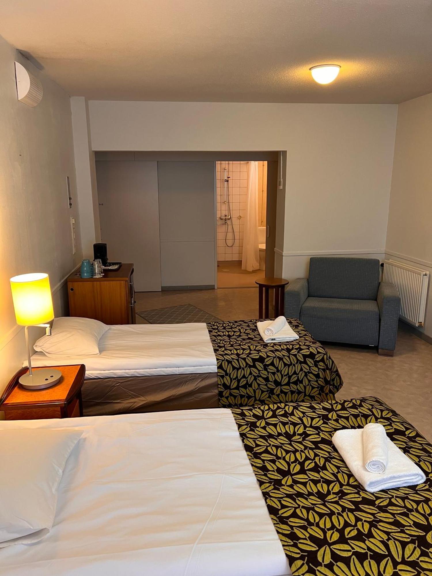 Budget Hotel Easystay Borgå Exteriör bild